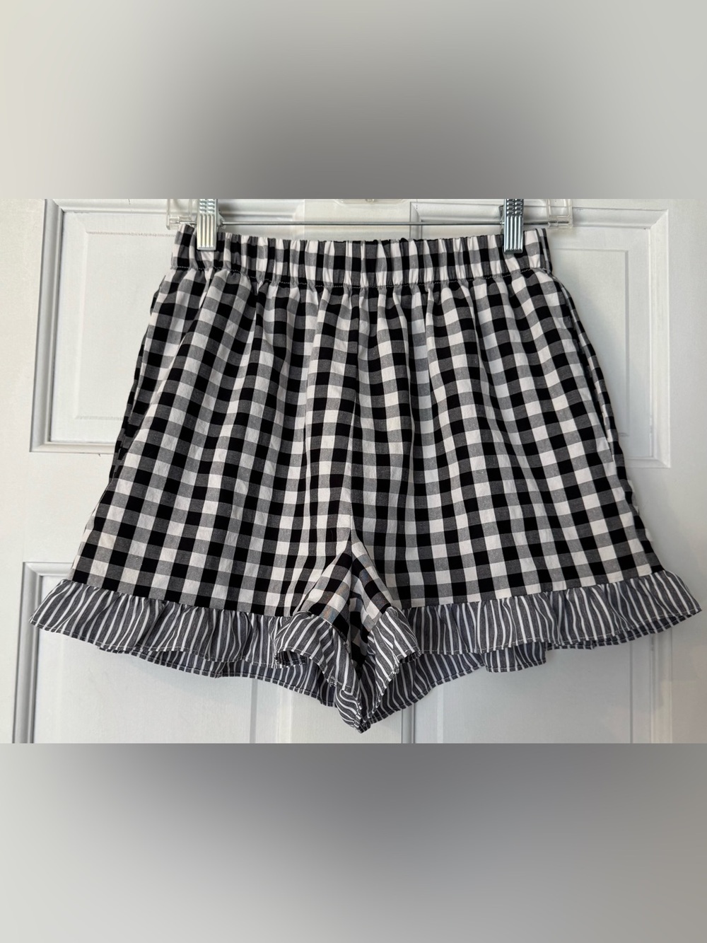 Evaless High-waisted Gingham Frill Shorts